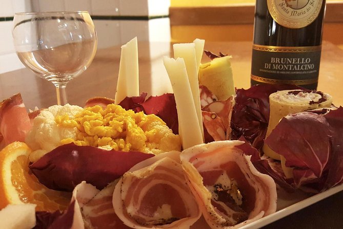 Evening Food Tour with Wine Tasting and Florentine Steak