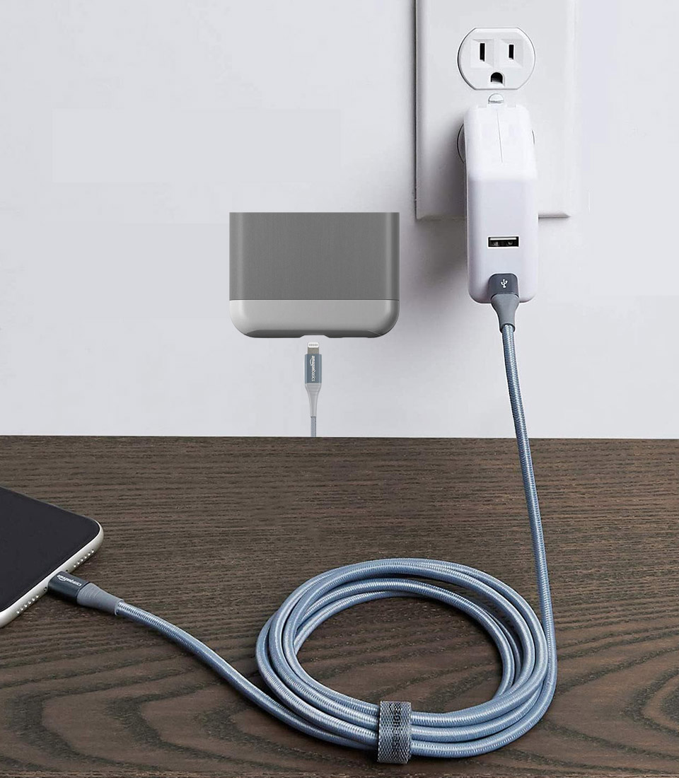 Amazon Basics USB-C to Lightning Charger Cable