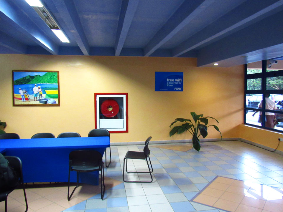 Waiting area Douglas–Charles Airport