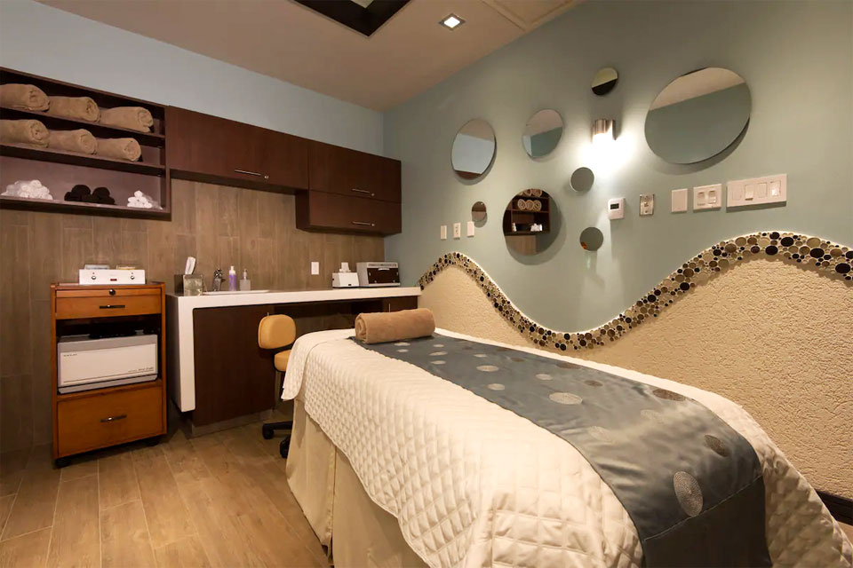 Outdoor treatment areas, body treatments, aromatherapy at eforea Spa, Barbados Hilton.