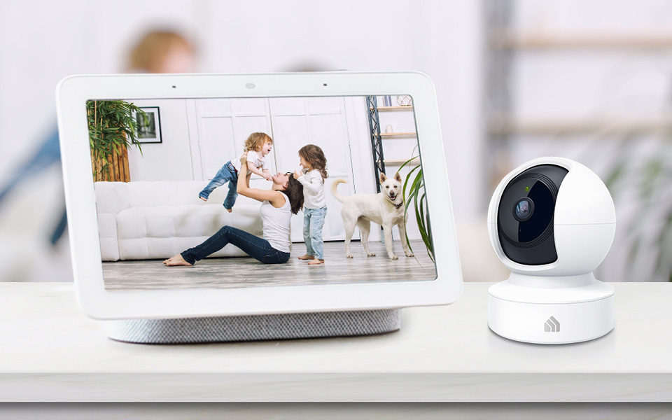 Kasa Indoor Pan Tilt Smart Security Camera