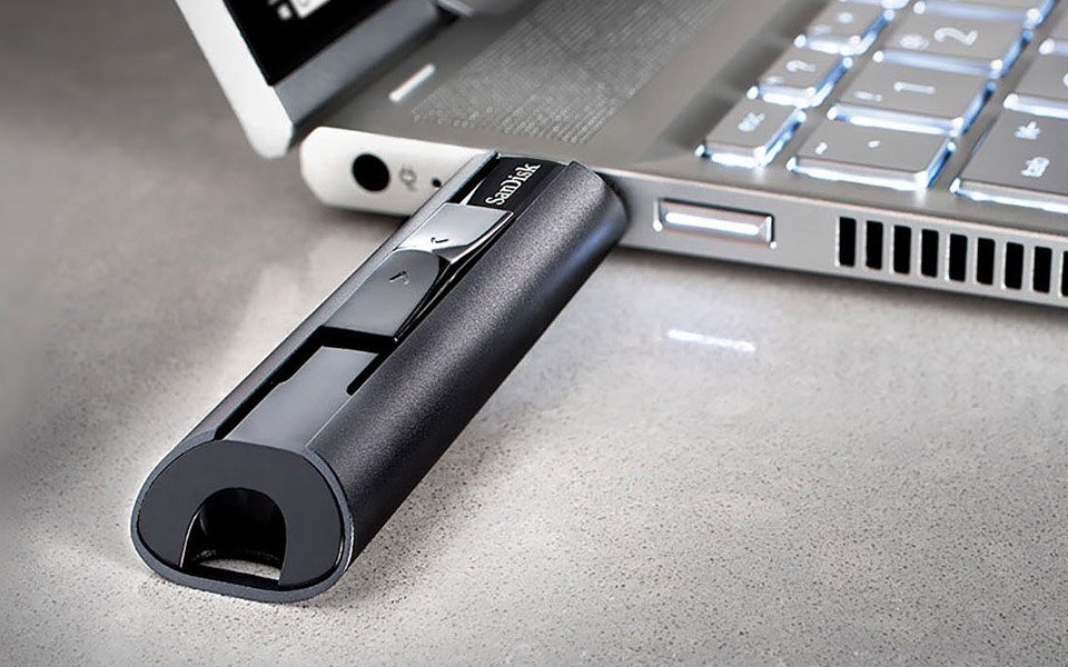 SanDisk 1TB Extreme PRO USB 3.2 Solid State Flash Drive