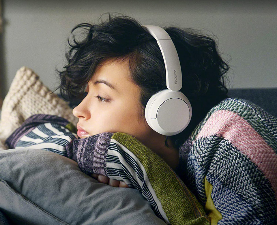 Sony Wireless Bluetooth Headphones With Microphone