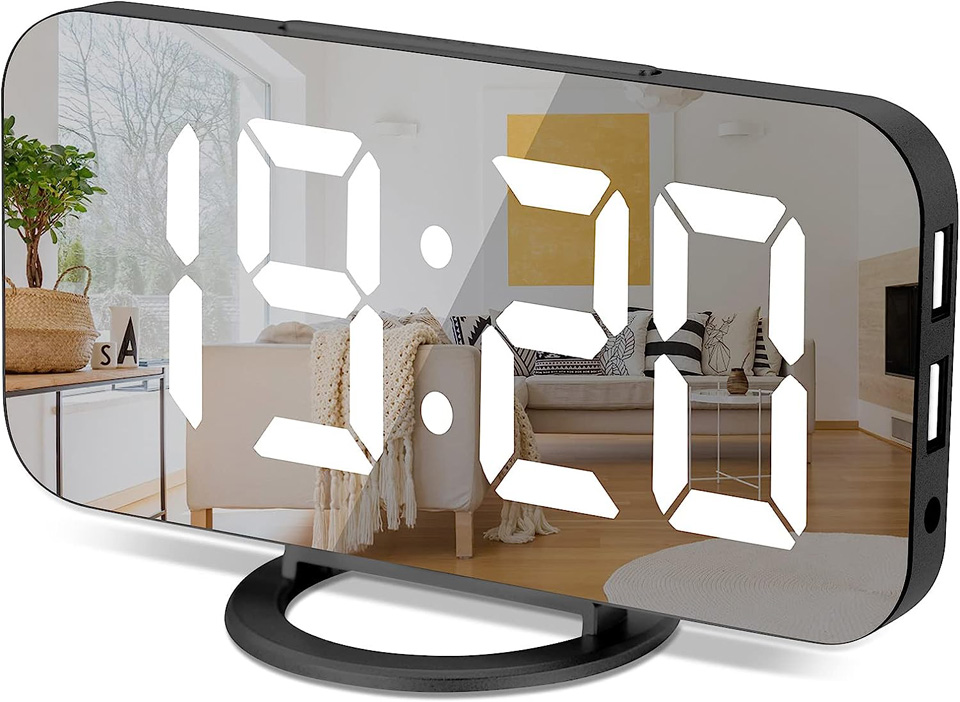 Sukeen-Digital-Large-LED-Display-Alarm-Clock-With-Dual-USB-Charger-Ports.jpg