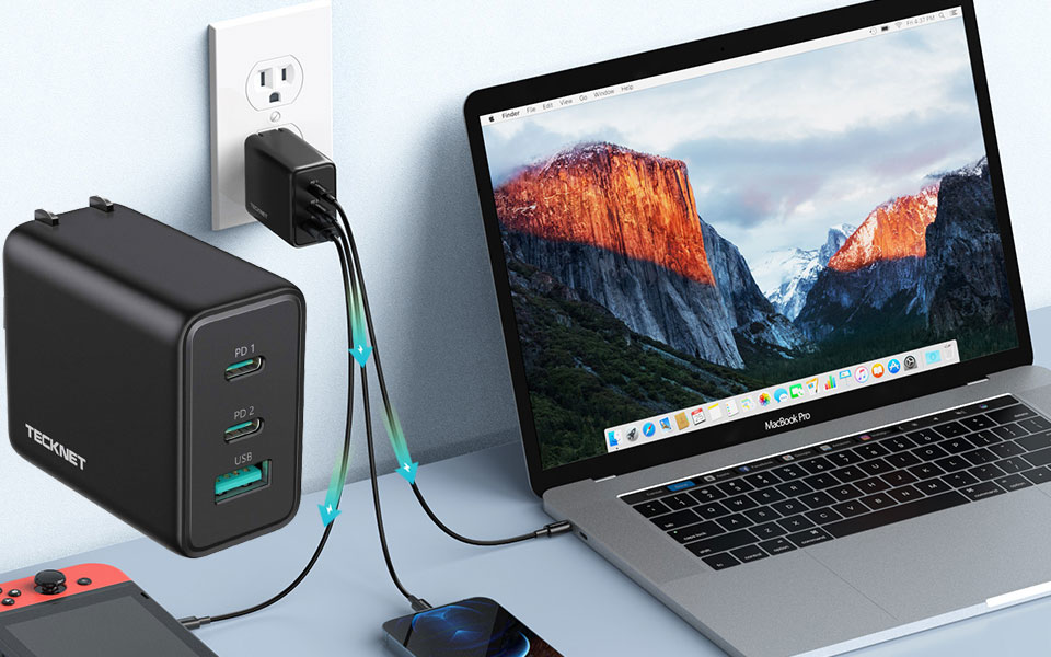 TECKNET 3-Port 65W GaN  Foldable Type C Charger