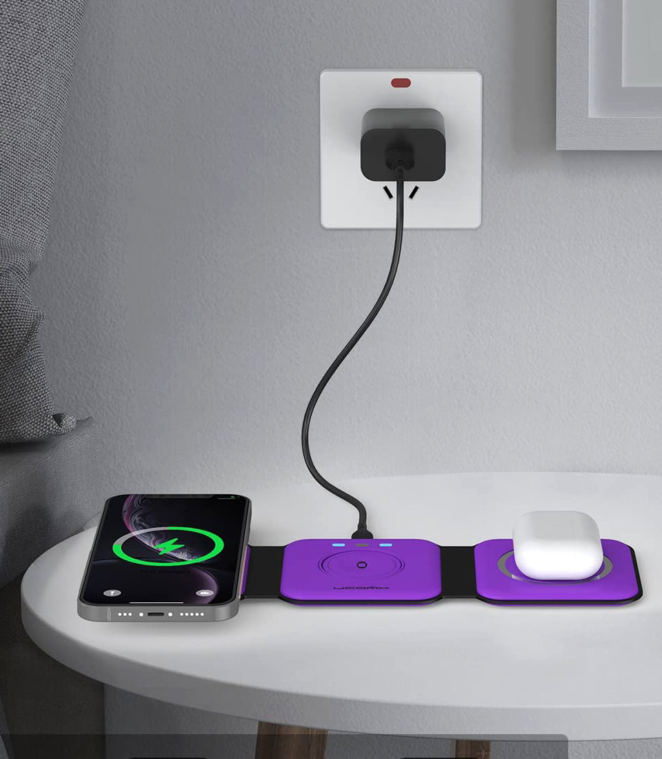 UCOMX Nano 3-In-1 Wireless Magnetic Foldable Charging Station